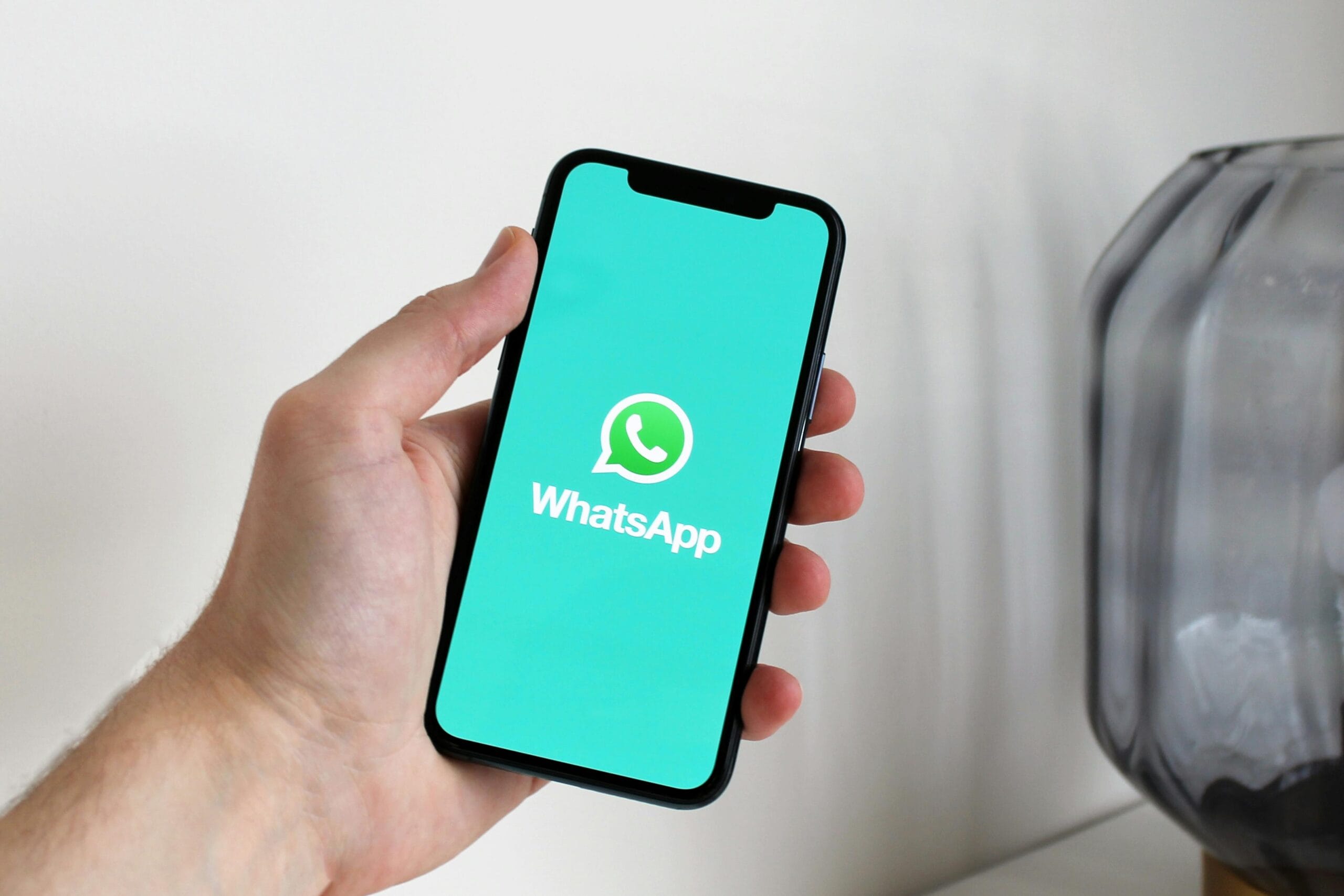 whatsapp on mobile