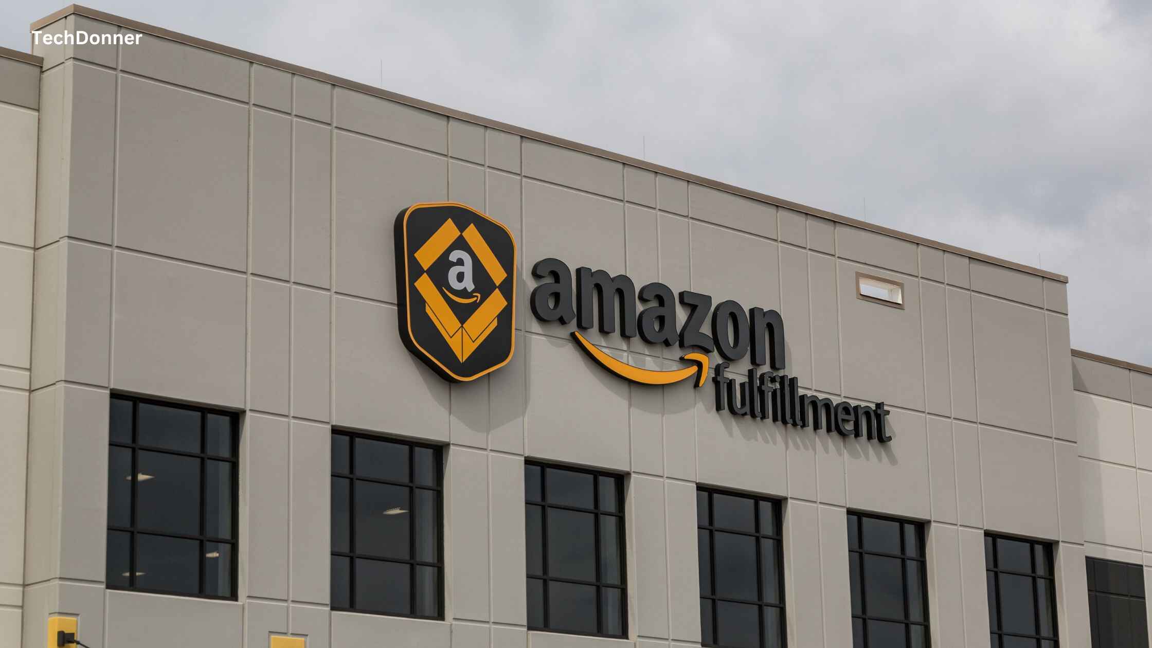 amazon fulfilment center - amazon ai deepfleet
